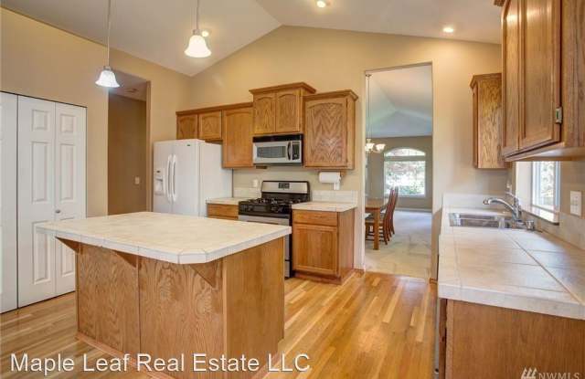 4026 160th Pl SE Gallery 3