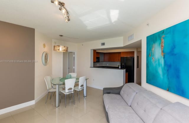 16699 Collins Ave photos photos