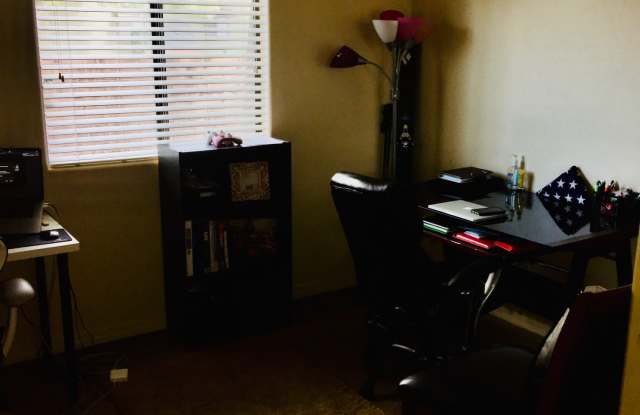 3075 N Presidio Park Pl Gallery 4