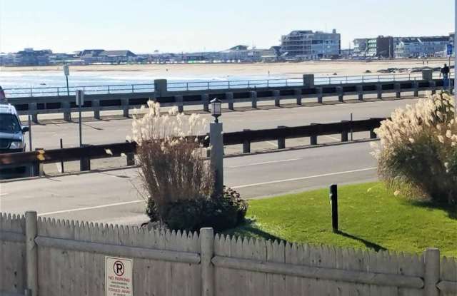 497 Ocean Boulevard - 497 Ocean Boulevard, Hampton Beach, NH 03842