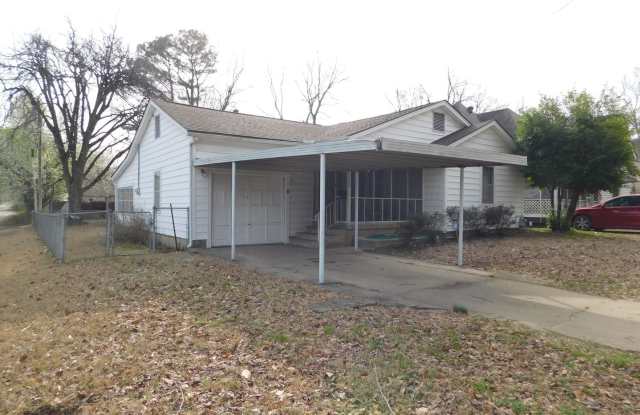 3 Bed 2 Bath House Available Gallery 3