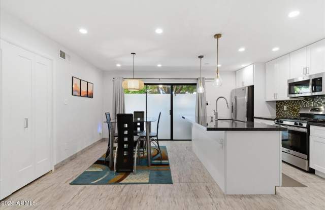 4950 N Miller Gallery 2