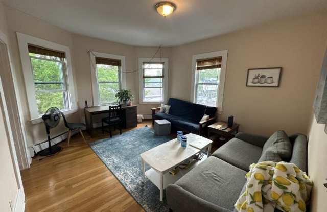 10 Line St. photos photos