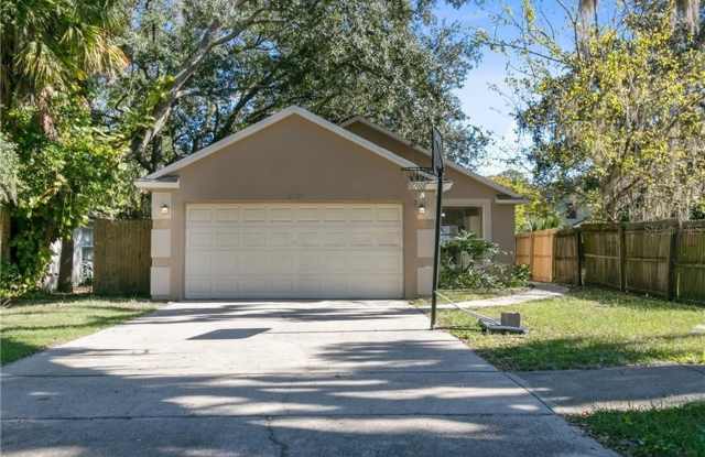 Updated Sanford Home - 613 Cypress Avenue, Sanford, FL 32771