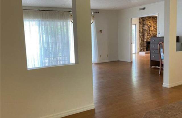 9041 North Hills Drive Gallery 4