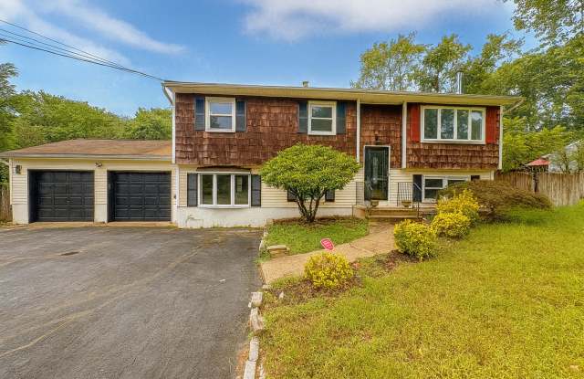 Stunning Renovated 4-Bedroom Home with Gorgeous Backyard  Pool in Jackson, NJ photos photos