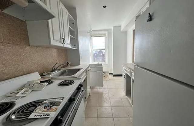 245 W 75th St - 245 West 75th Street, New York City, NY 10023