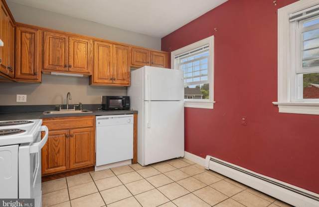 1735 NEW LONDON ROAD photos photos