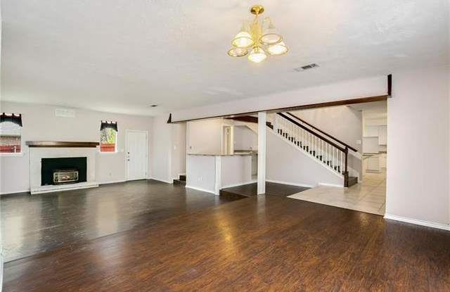 2620 Lismore Drive Gallery 4
