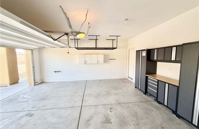 5190 Lignum Avenue Gallery 4