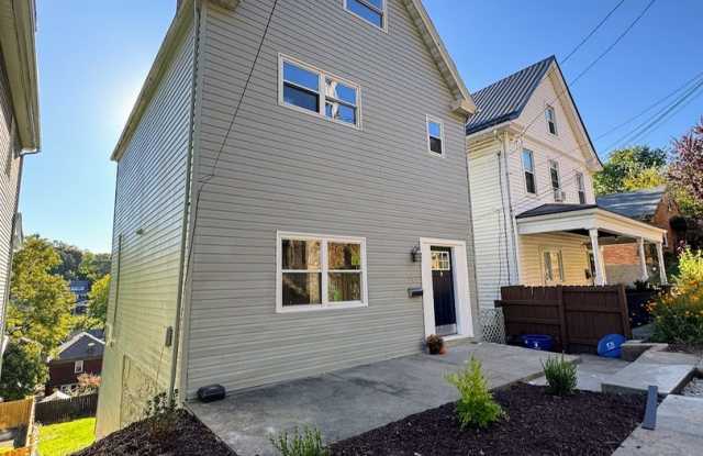 3 bed 1.5 bath - freshly updated, central air, dishwasher, washer/dryer Gallery 3