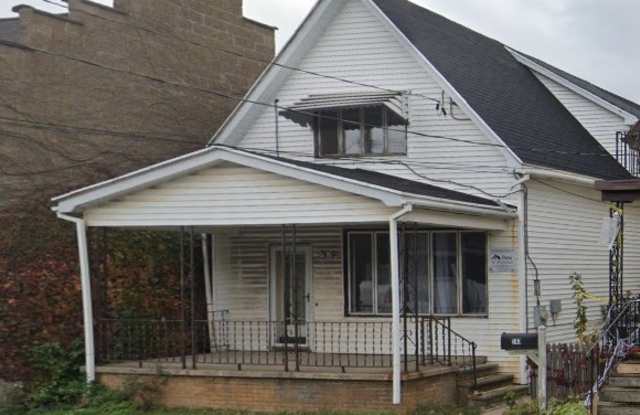 243 Weimar St - 243 Weimar Street, Buffalo, NY 14206 243 Weimar St - 243 Weimar Street, Buffalo, NY 14206
