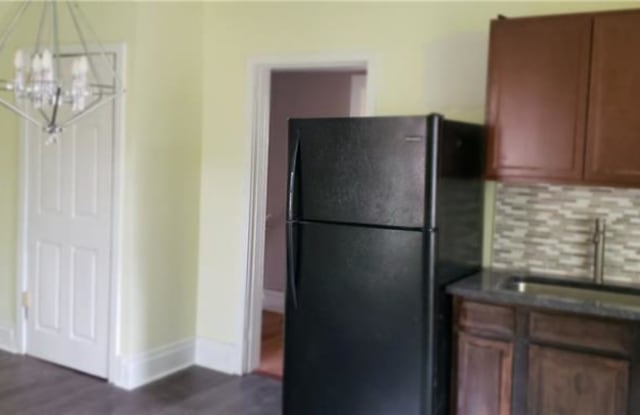 317 Kearsarge Gallery 2