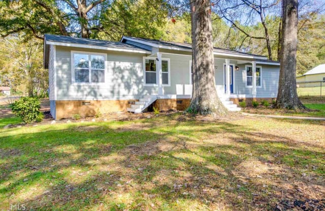 252 Johnson St - 252 Johnson Street, Senoia, GA 30276