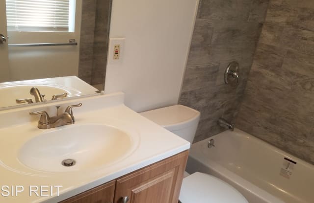 1613 E Linden Ave - 1613 E Linden Ave, Tampa, FL 33604