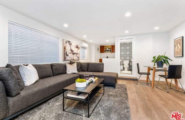 717 N Huntley Dr - 717 Huntley Drive, West Hollywood, CA 90069