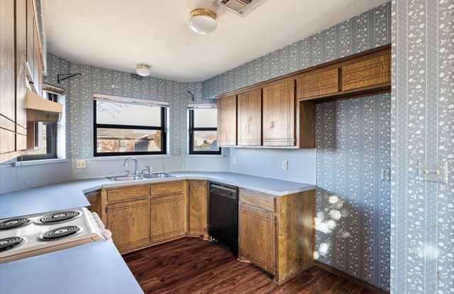 3916 Southwest Mesquite Drive Gallery 4