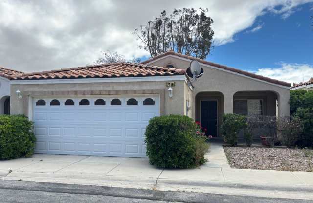 Single Story West Rosamond Home photos photos