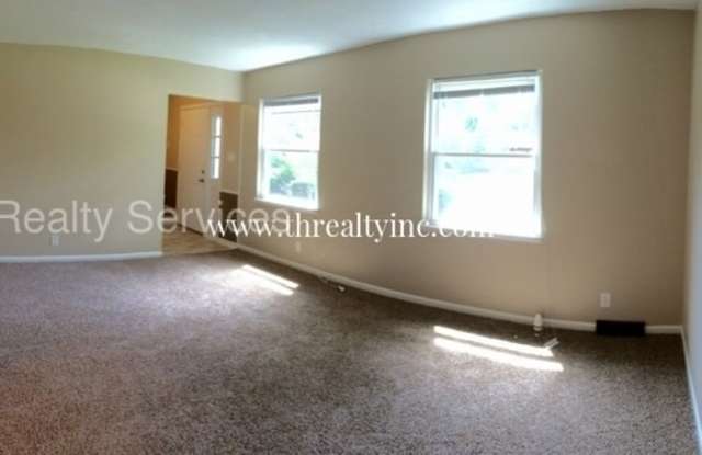 6814 Studebaker Lane Gallery 2