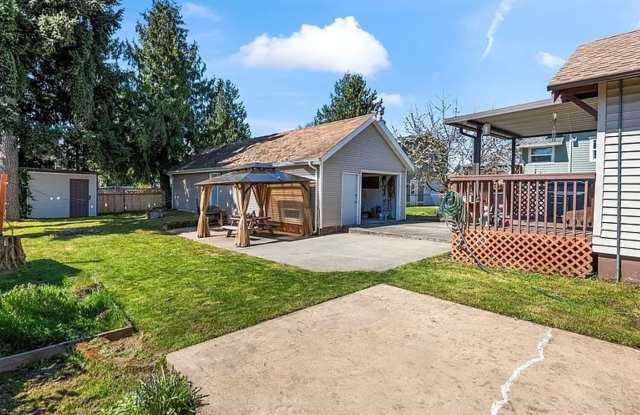 5436 S Thompson Avenue Gallery 3