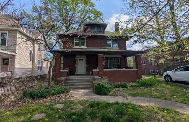 505 West Green Street - 5 photos photos