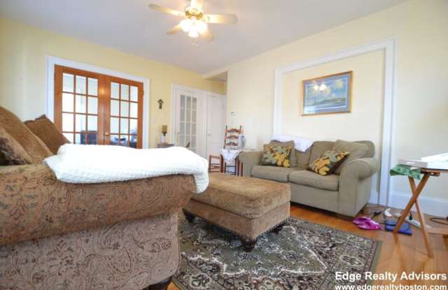 72 Hunnewell Ave. photos photos