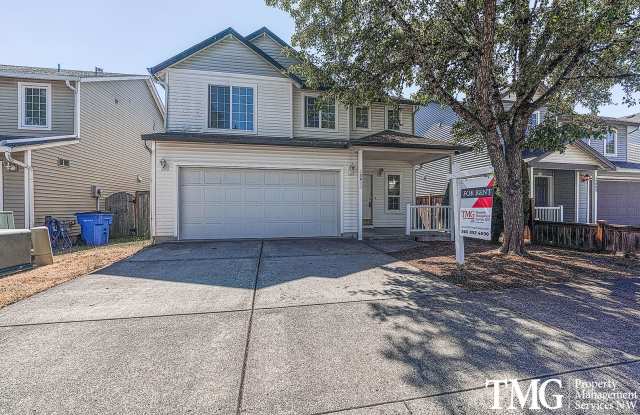 Large Beautiful 4 Bedroom Home w/ Loft & Upstairs Laundry Room! photos photos
