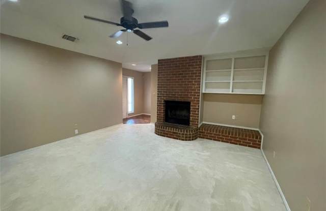 7466 Coachwood Circle Gallery 4