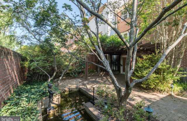 8327 WRENFORD COURT Gallery 2