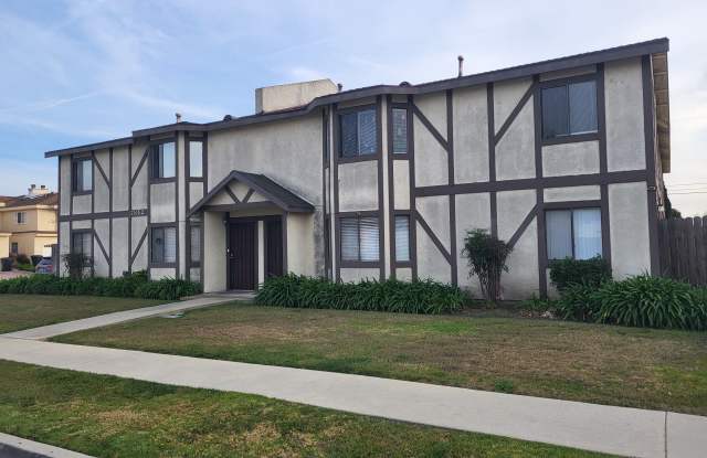 7852 14th St photos photos