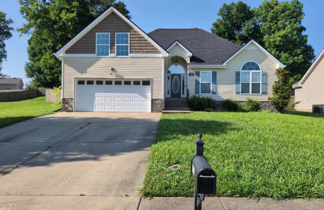 Adorable Ranch with a bonus room and half bath photos photos