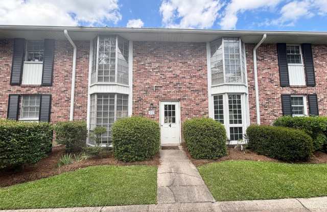 2 bedroom 2 bath Condo at Carriage Hill - 5225 Clemson Avenue, Forest Acres, SC 29206