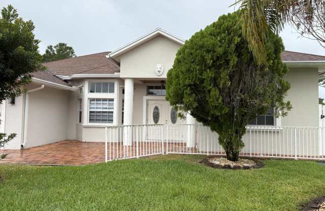 2066 SW Savage Boulevard photos photos 2066 SW Savage Boulevard photos photos