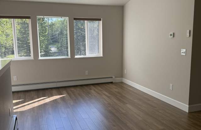 5930 N Shady Grove Ln #2 Gallery 4