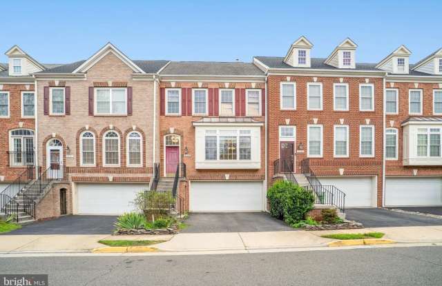 4684 CARISBROOKE LANE photos photos