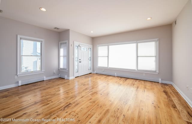 40 Main Street - 40 Main Street, Port Monmouth, NJ 07758 40 Main Street - 40 Main Street, Port Monmouth, NJ 07758