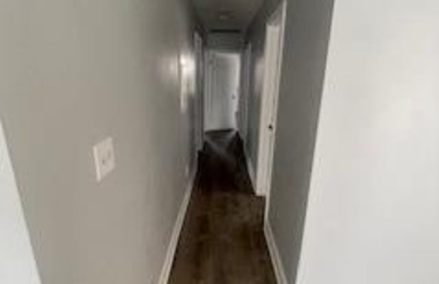 601 Elizabeth Street Gallery 4