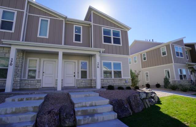 176 W 925 N Gallery 1