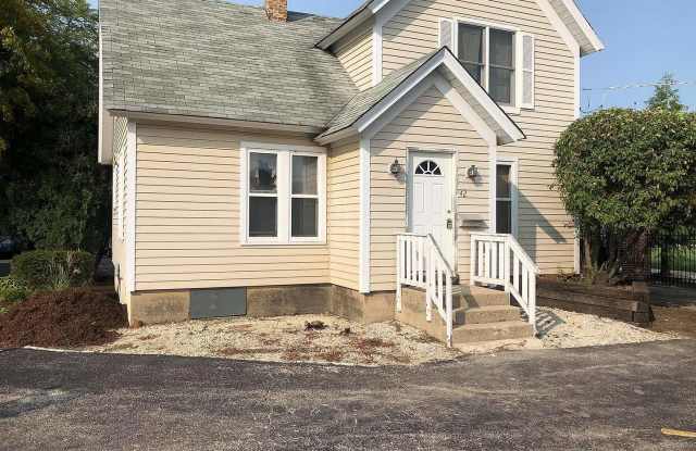 4 bedrooms on the Lake photos photos