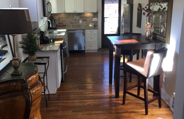 319 Furman Hall Rd Gallery 2