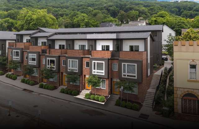 121 Old Mountain Road Gallery 2