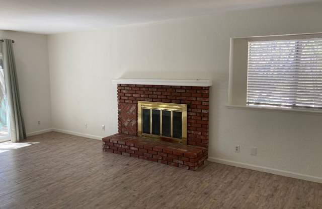 Amazing Four Bedroom Two Bath Home with Two Car Garage Gallery 4