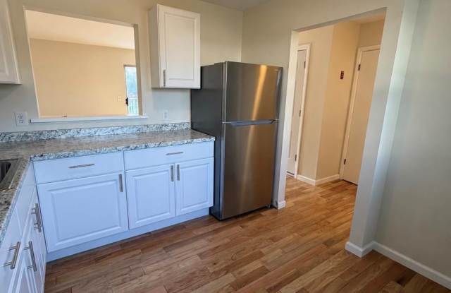 502 Harbor View Court Gallery 3