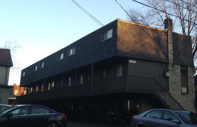 2011 Summit St. photos photos