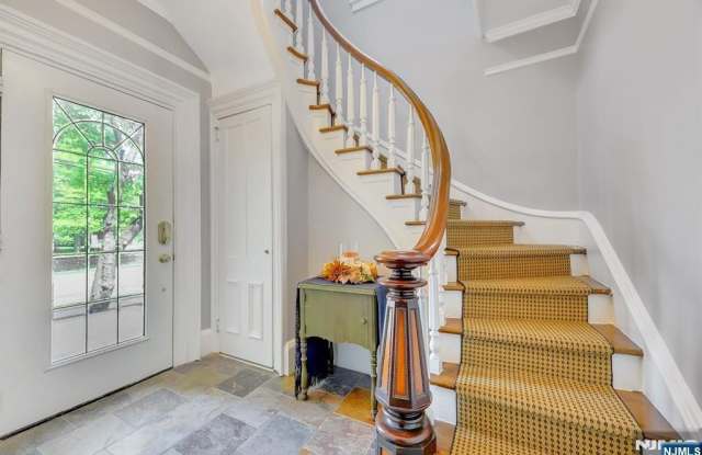 40 Legion Place Gallery 1