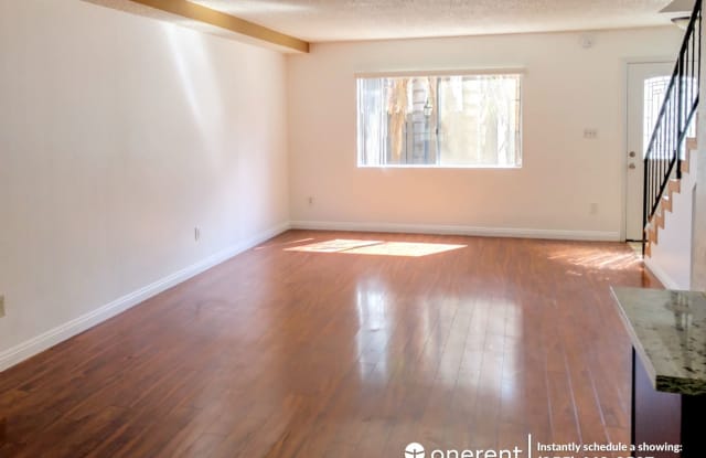 8414 Columbus Ave Unit 11 - 8414 Columbus Avenue, Los Angeles, CA 91343