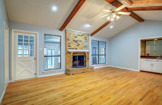 5811 Yacht Club Dr Gallery 3