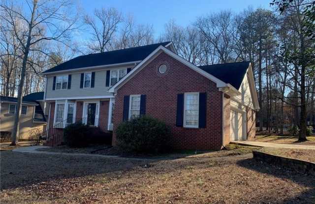 240 W Huntington Road - 240 West Huntington Road, Athens, GA 30622