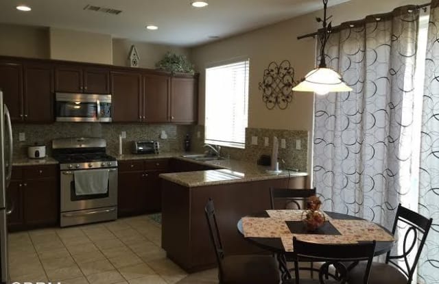 6886 Ivy Creek Way - 6886 Ivy Creek Way, Moorpark, CA 93021