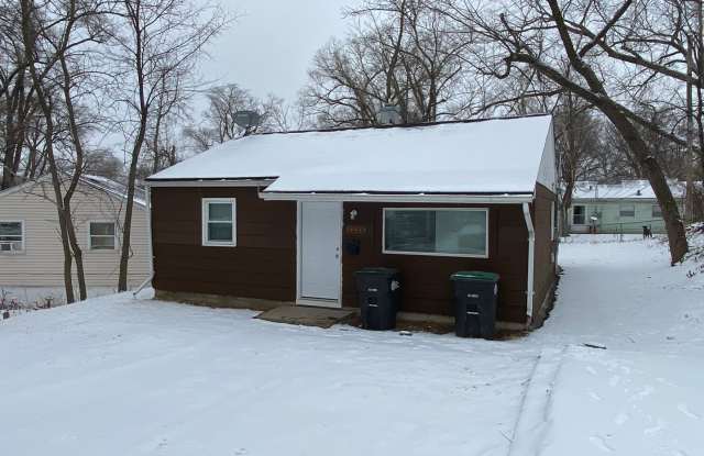 Charming 2 Bed 1 Bath photos photos Charming 2 Bed 1 Bath photos photos